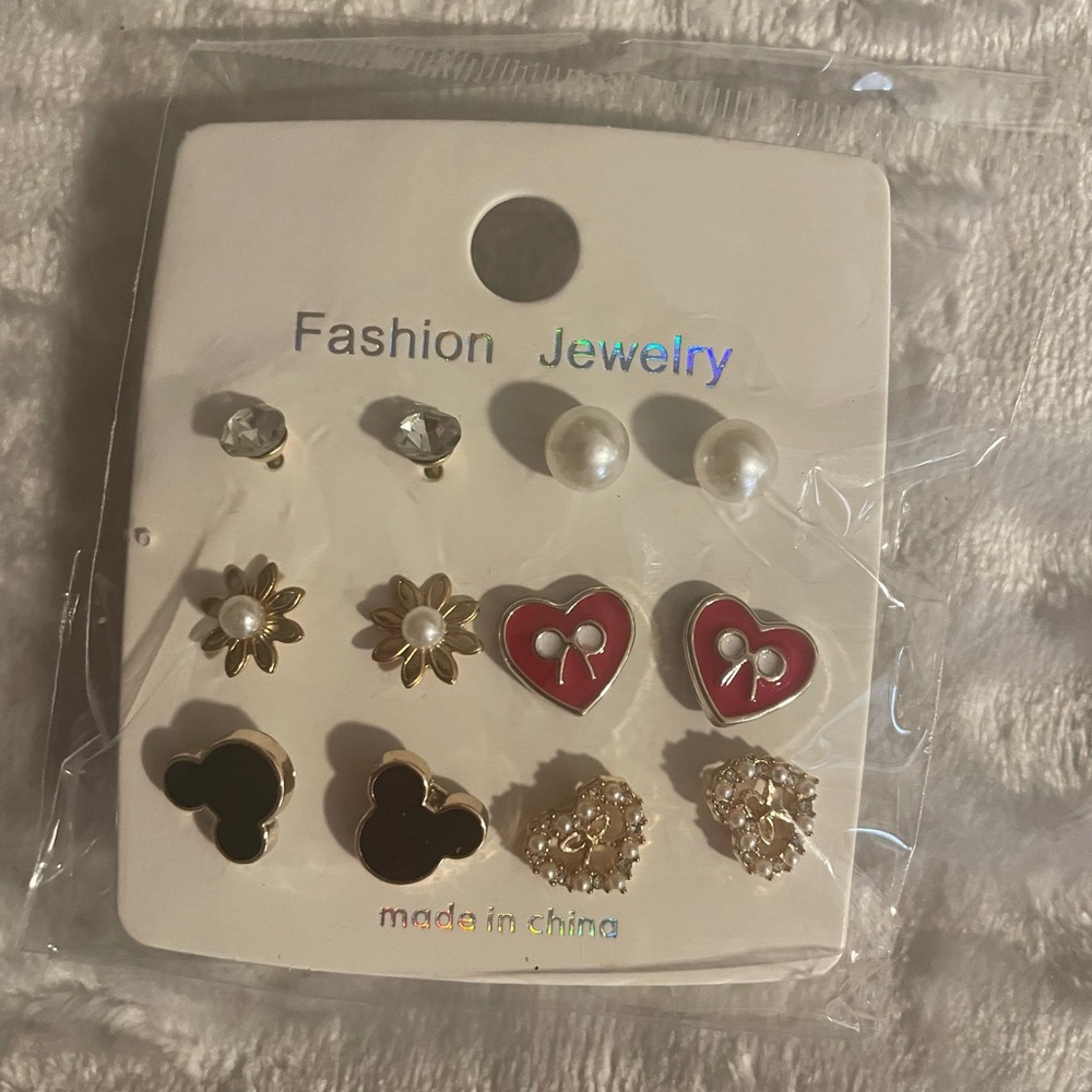Gold and Red Jewelry Set Elegant Accessories
